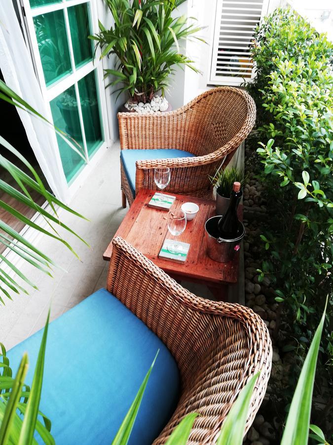 Autumn Hua Hin - The Sunset Room Buitenkant foto