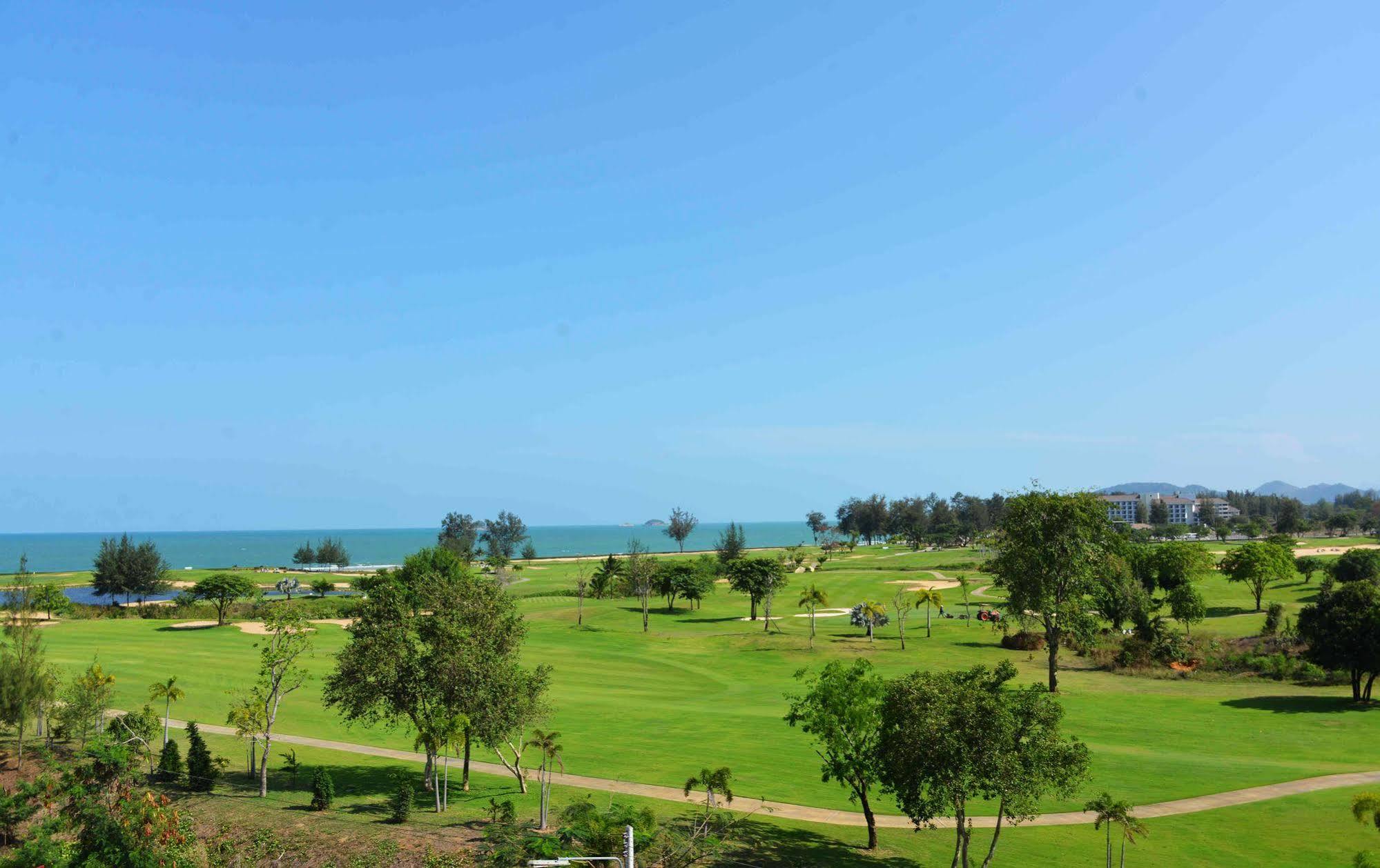 Autumn Hua Hin - The Sunset Room Buitenkant foto