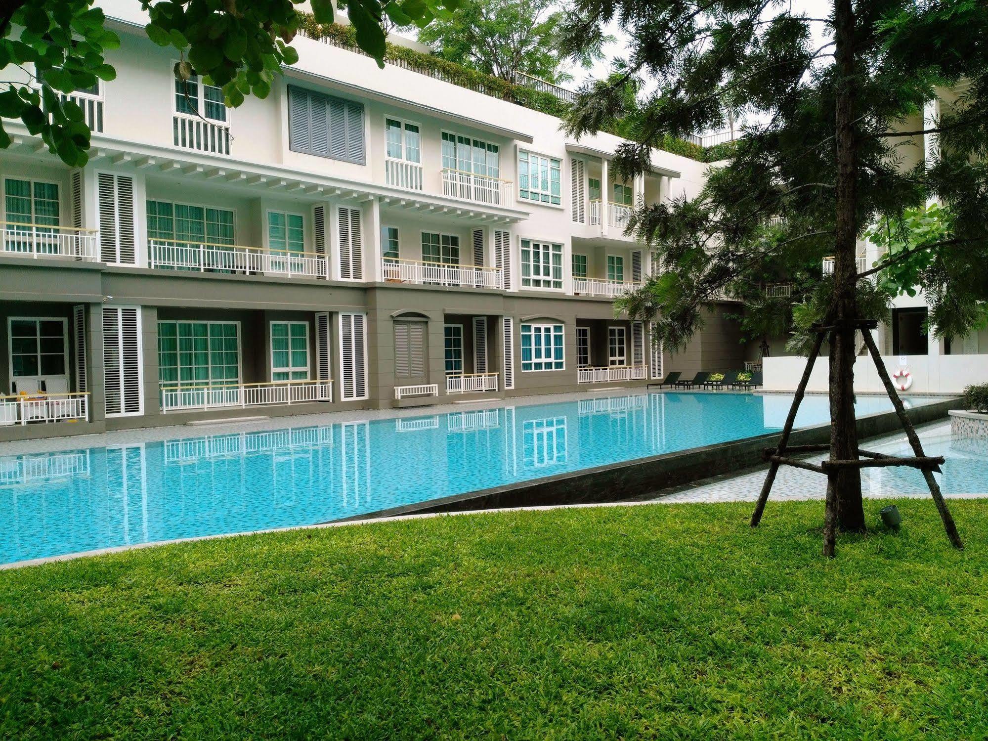 Autumn Hua Hin - The Sunset Room Buitenkant foto